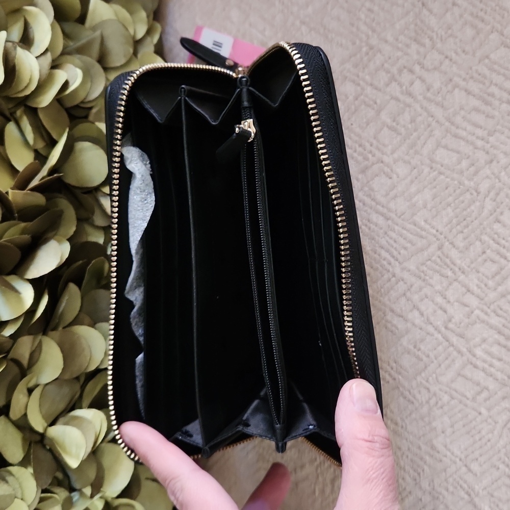 NWT Kate Spade New York Apple Wallet​​​​​​​​ - Picture 3 of 3